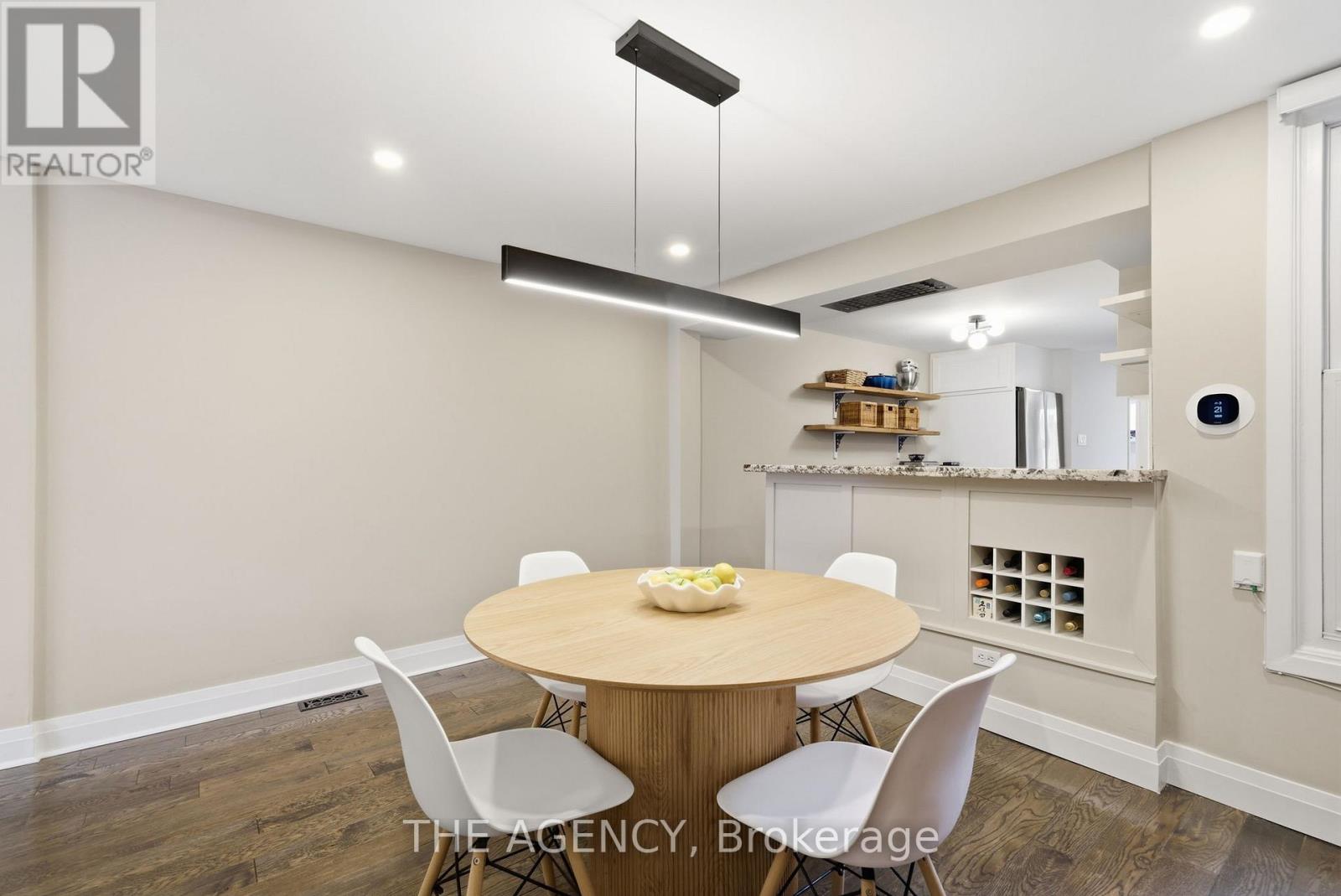 36 Mansfield Avenue, Toronto, Ontario  M6J 2B1 - Photo 8 - C12815424