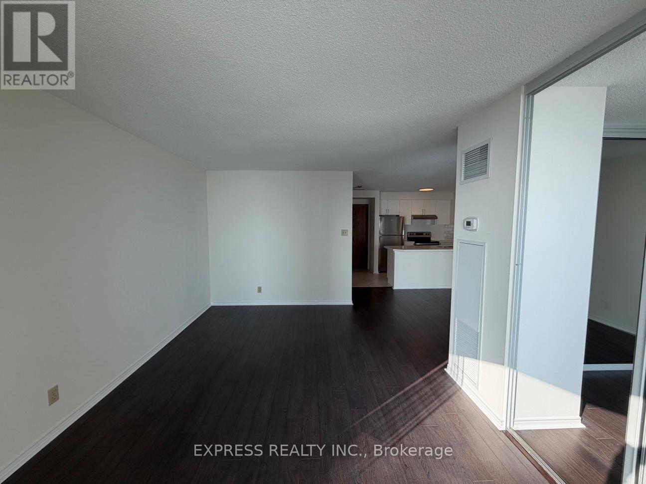 2105 - 10 Queens Quay W, Toronto (Waterfront Communities), Ontario  M5J 2H1 - Photo 9 - C12815484