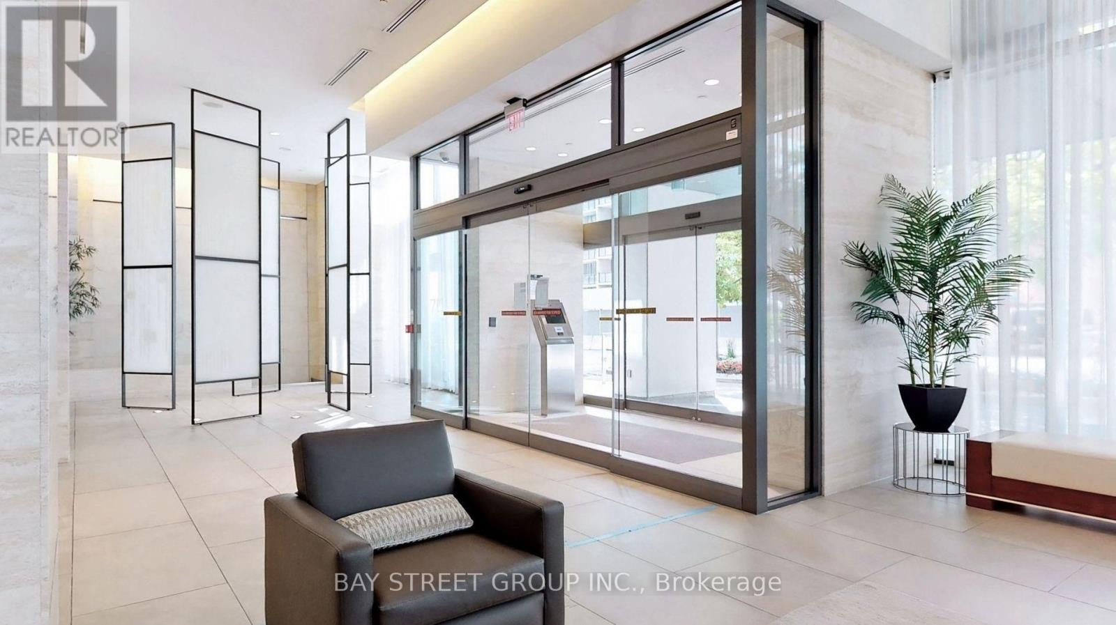 212 - 70 Roehampton Avenue, Toronto, Ontario M4P 1R2 - Photo 41 - C12815548