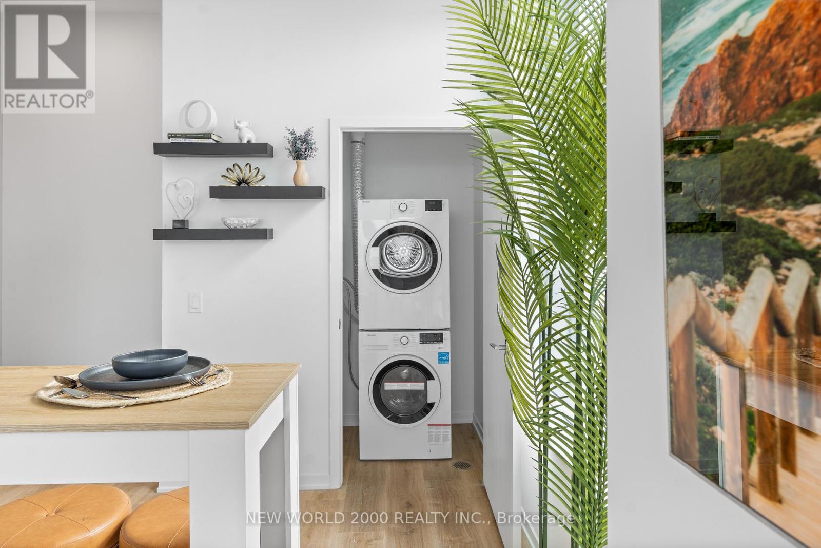 1311 - 101 Roehampton Avenue, Toronto (Mount Pleasant West), Ontario  M4P 2W2 - Photo 21 - C12815550