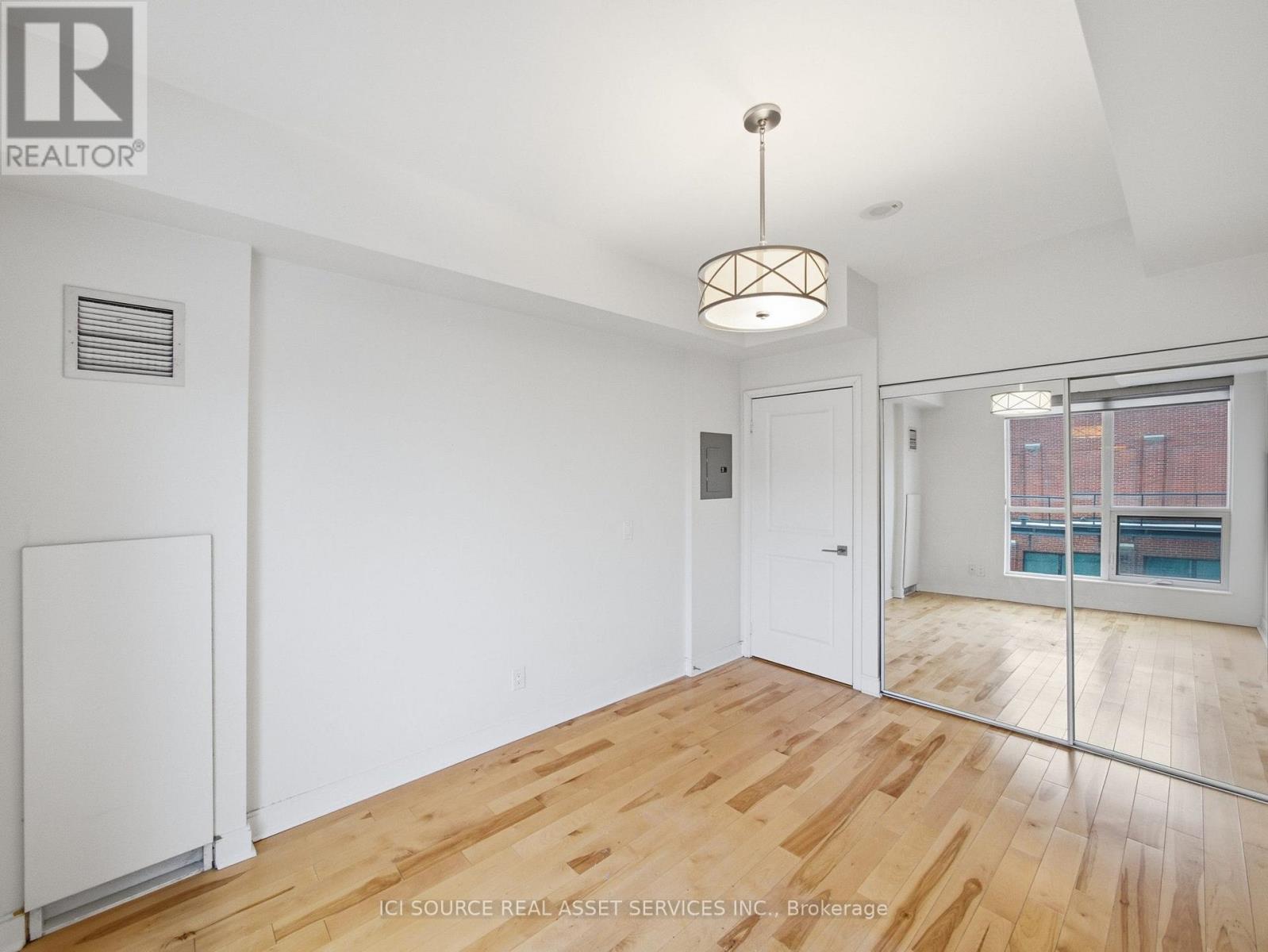 1701 - 1 Scott Street, Toronto (Waterfront Communities), Ontario  M5E 1A1 - Photo 5 - C12815568