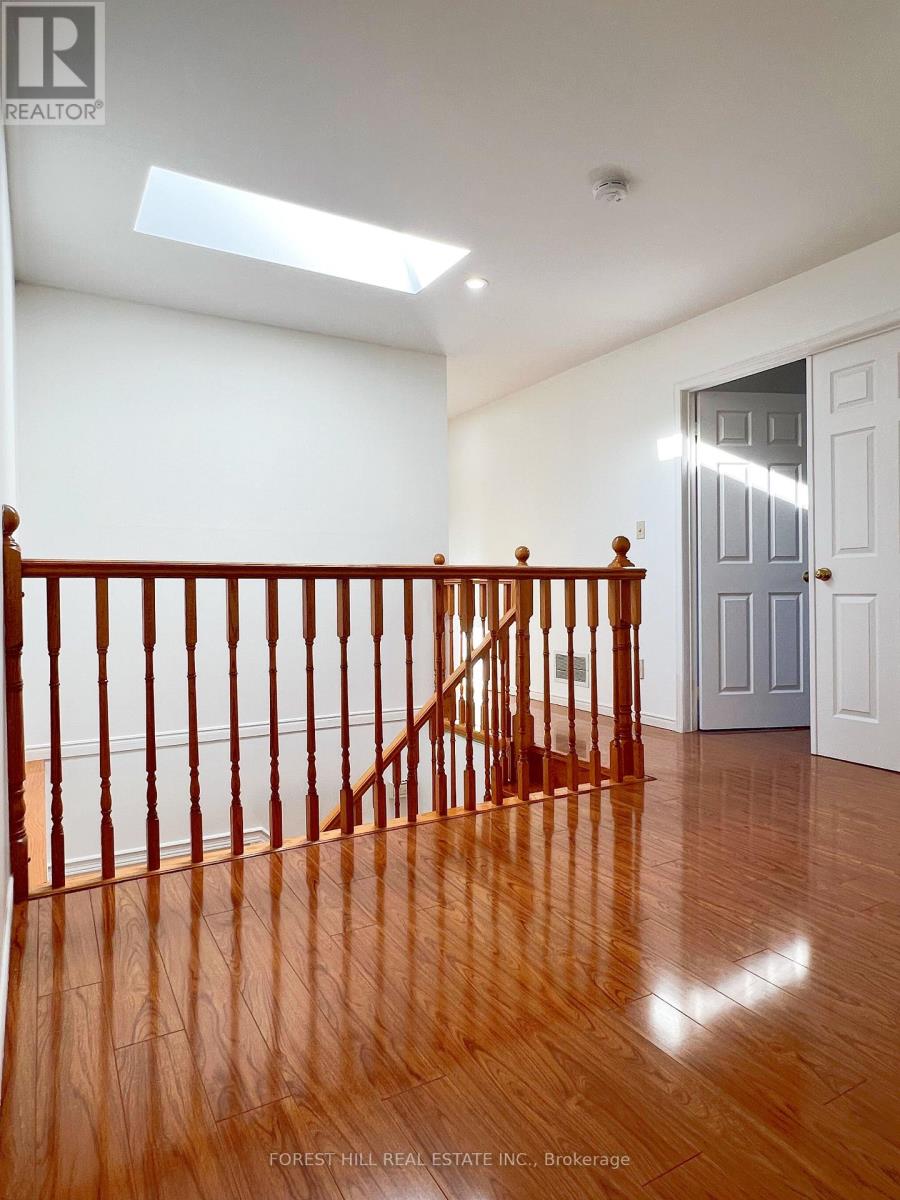 180 Mcnicoll Avenue, Toronto (Hillcrest Village), Ontario  M2H 2B9 - Photo 4 - C12815594