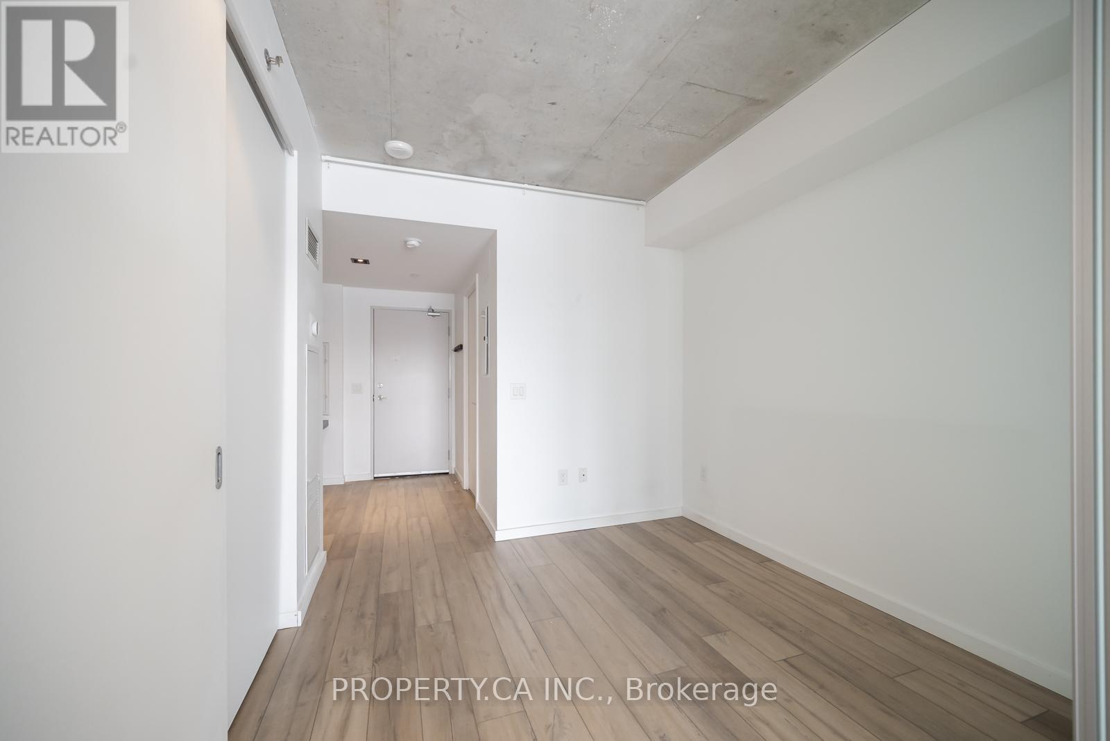 Unknown Address, ,     - Photo 6 - C12815598