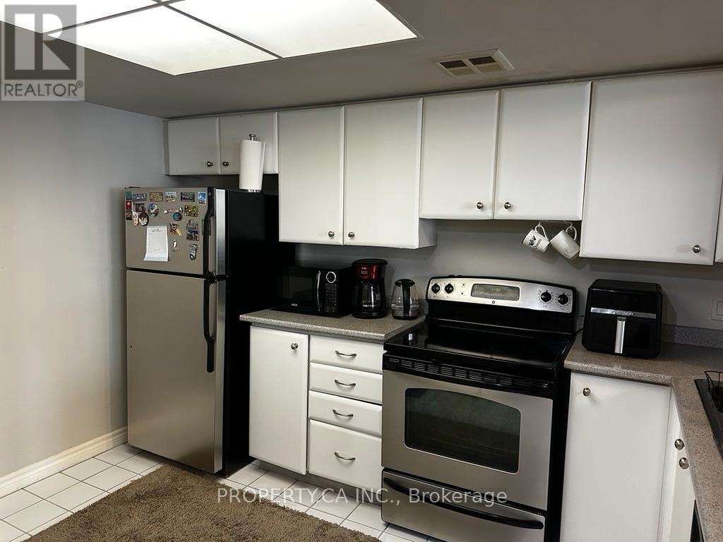 409 - 1101 Steeles Avenue W, Toronto (Westminster-Branson), Ontario  M2R 3W5 - Photo 7 - C12815600