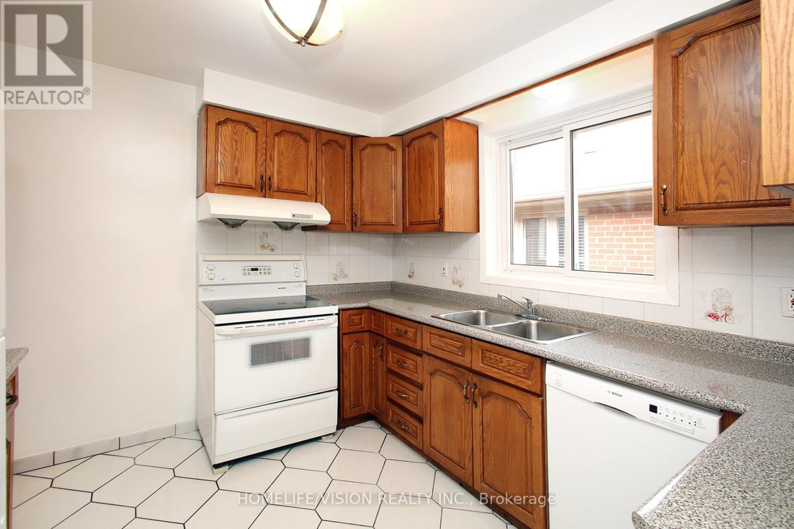 64 Orangewood Crescent, Toronto, Ontario  M1W 1C7 - Photo 15 - E12815436