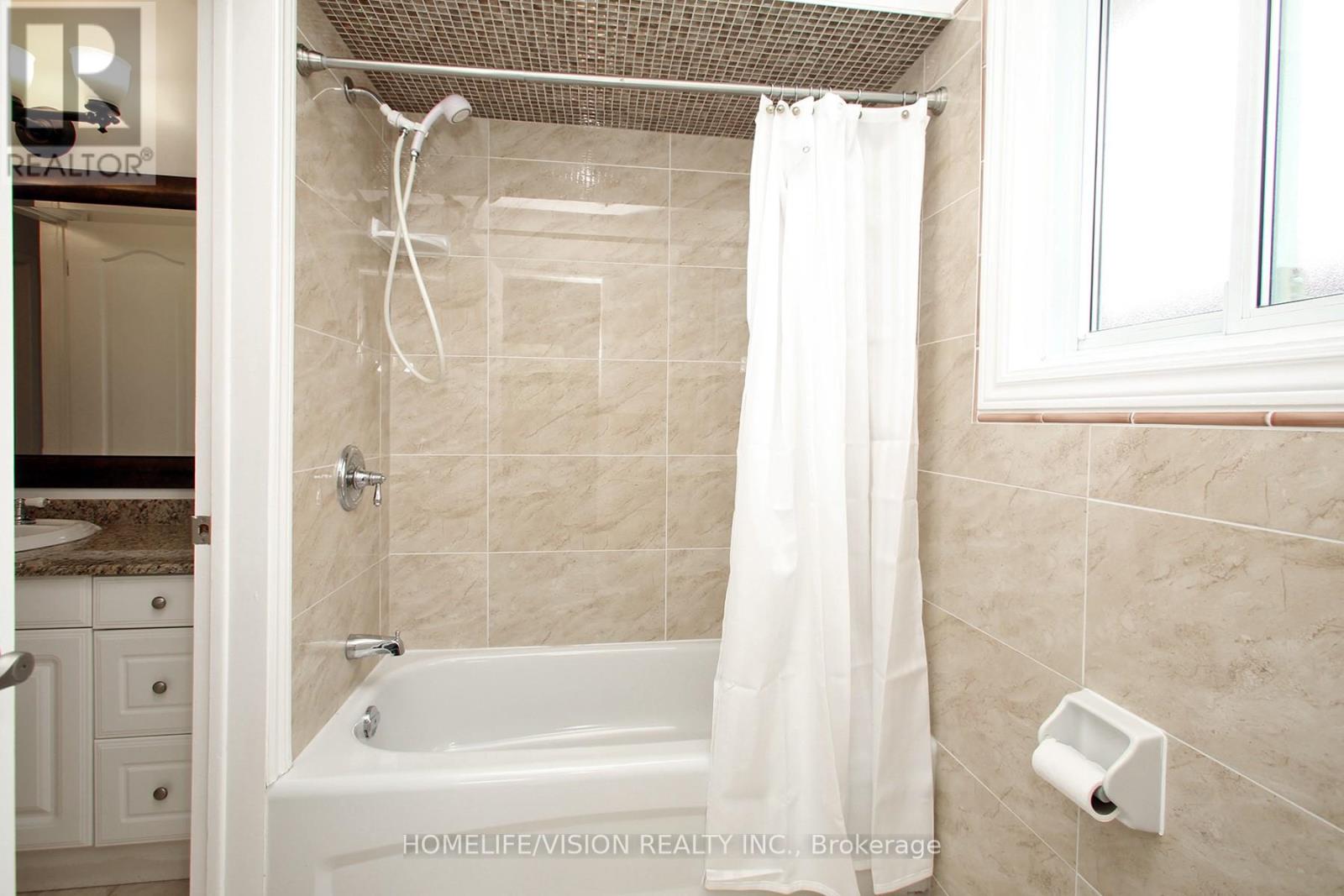 64 Orangewood Crescent, Toronto, Ontario  M1W 1C7 - Photo 23 - E12815436