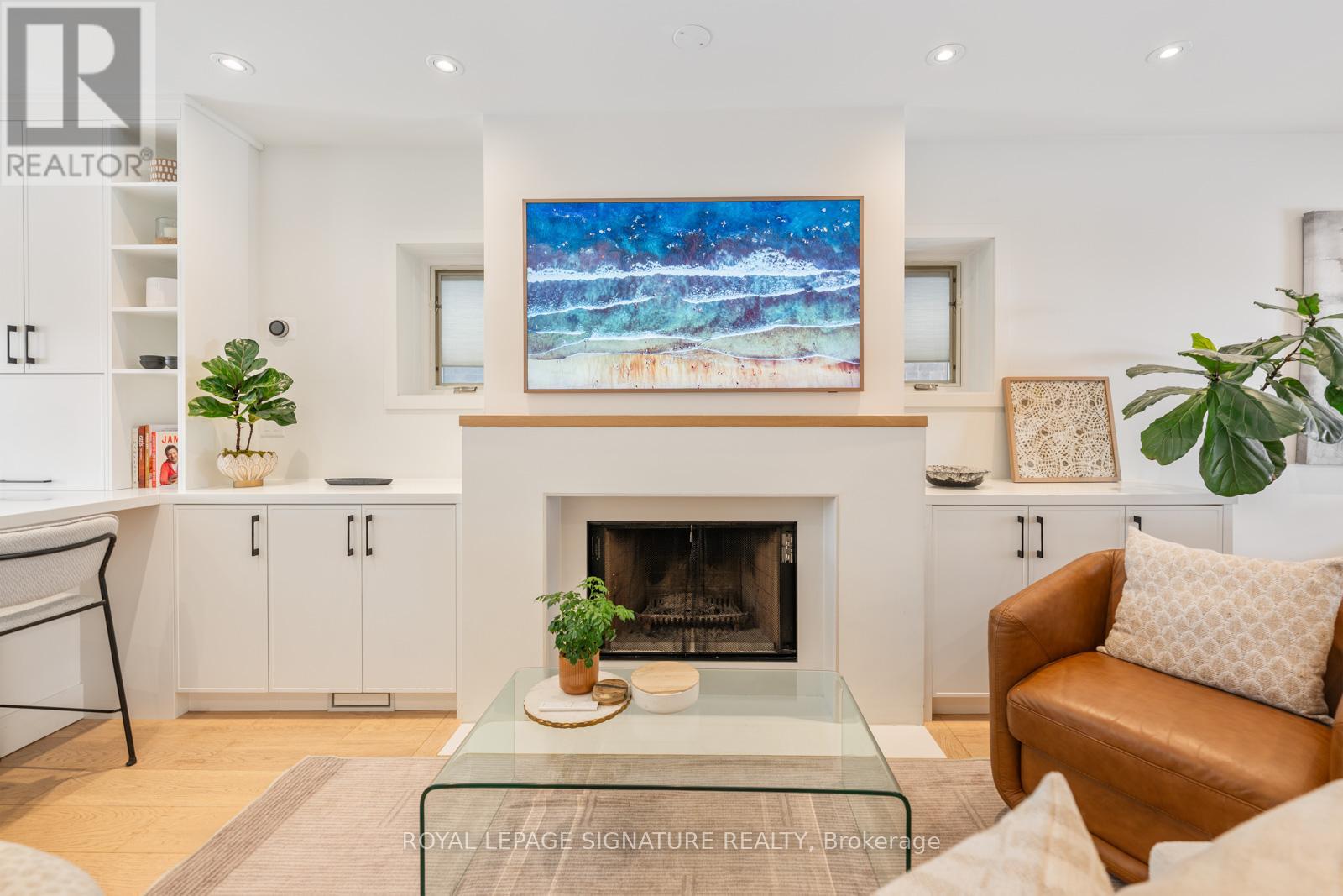 268 Kenilworth Avenue, Toronto, Ontario  M4L 3S8 - Photo 9 - E12815610