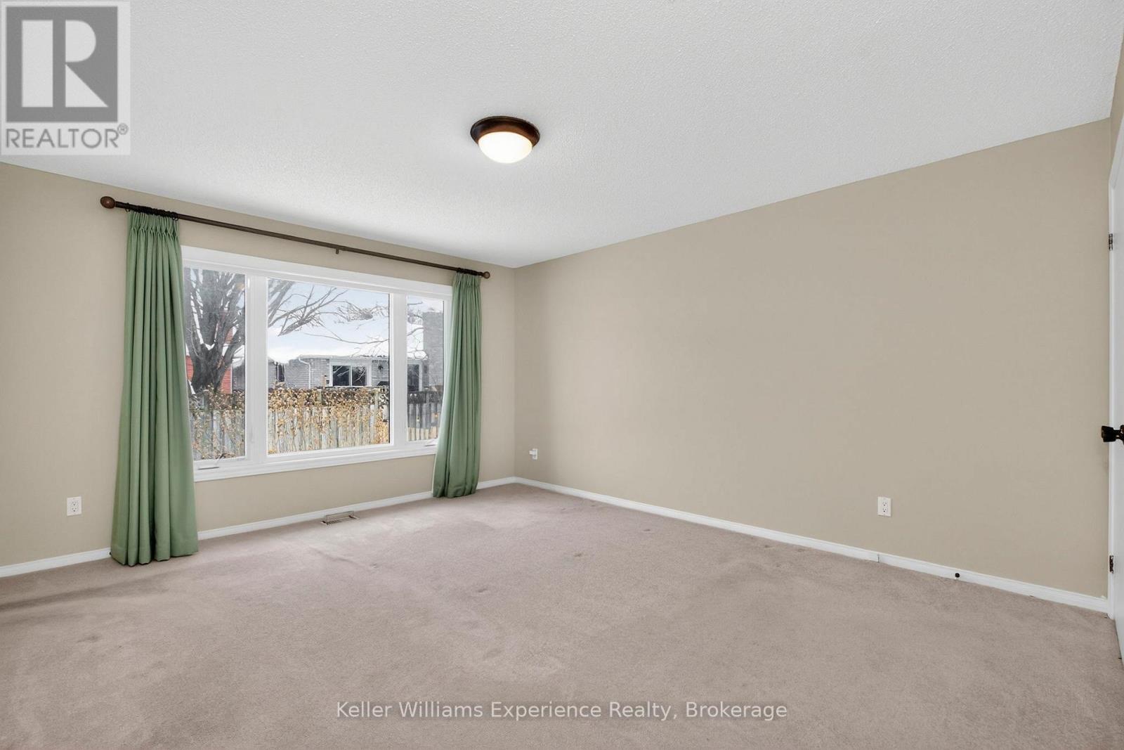 943 Playfair Road, Midland, Ontario  L4R 4X9 - Photo 22 - S12815504