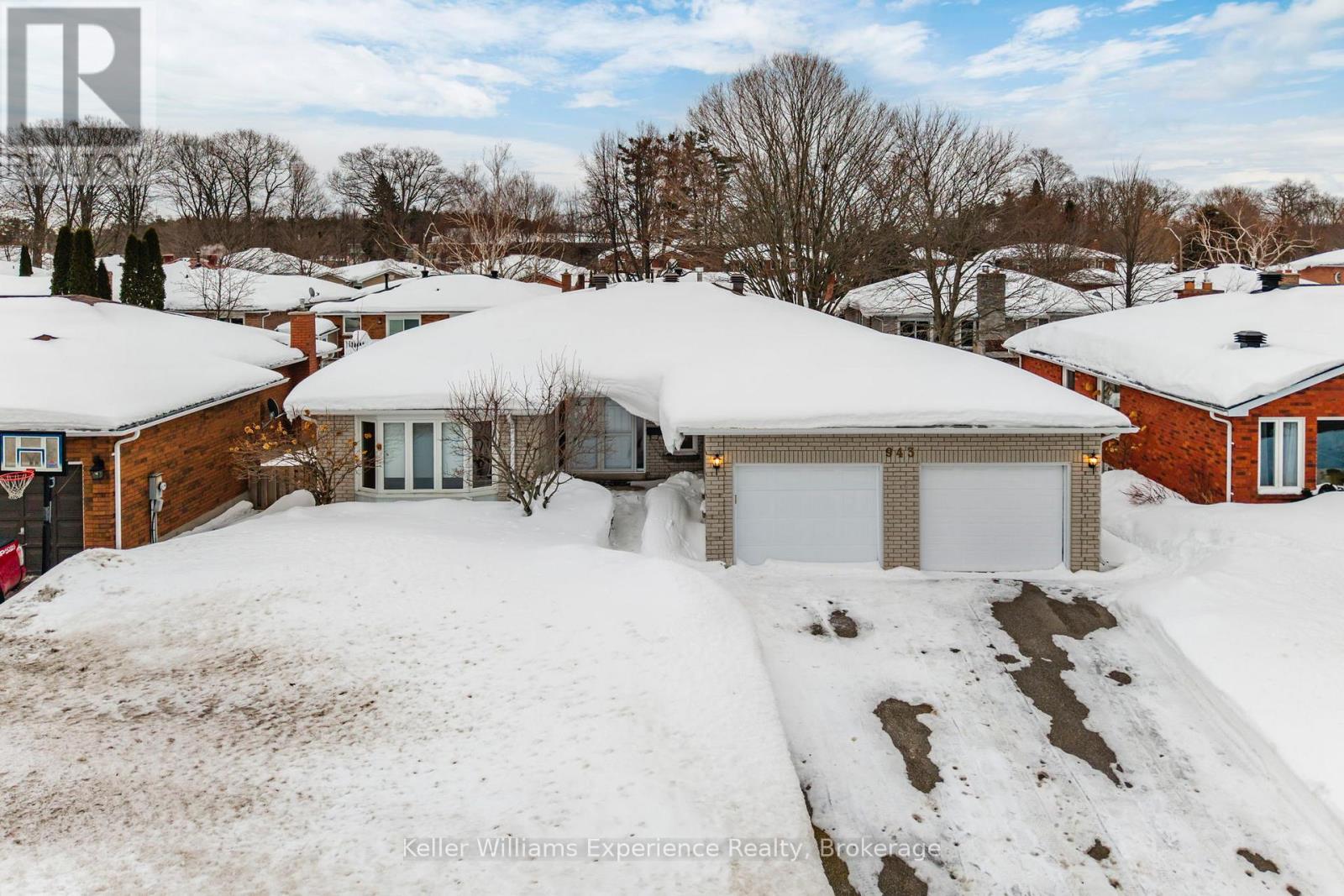 943 PLAYFAIR ROAD, Midland, Ontario