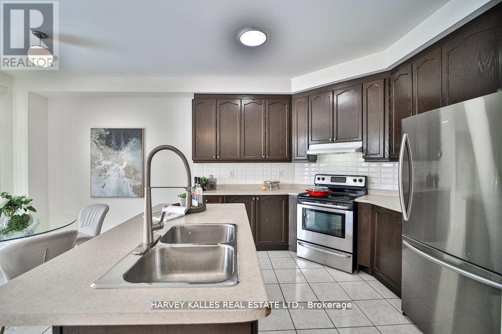 159 Hammersly Boulevard, Markham, Ontario  L6E 2C9 - Photo 8 - N12815398