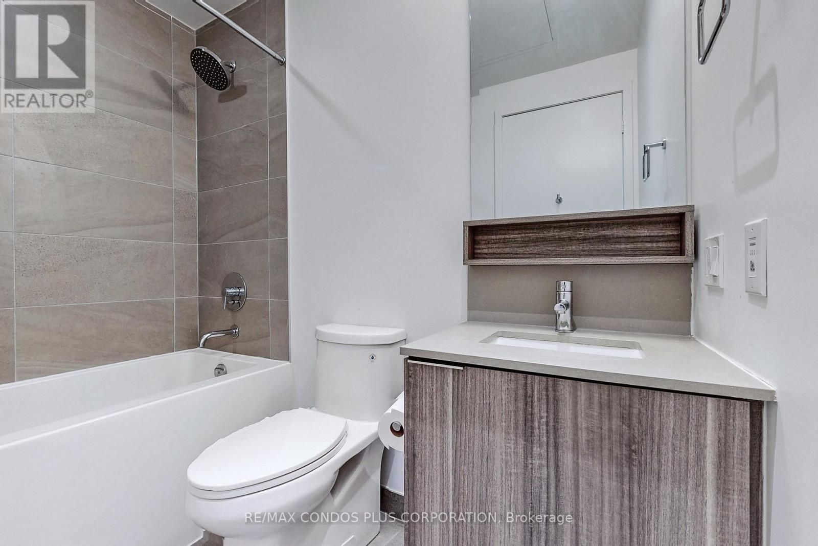 3610 - 5 Buttermill Avenue, Vaughan, Ontario  L4K 0J5 - Photo 13 - N12815416