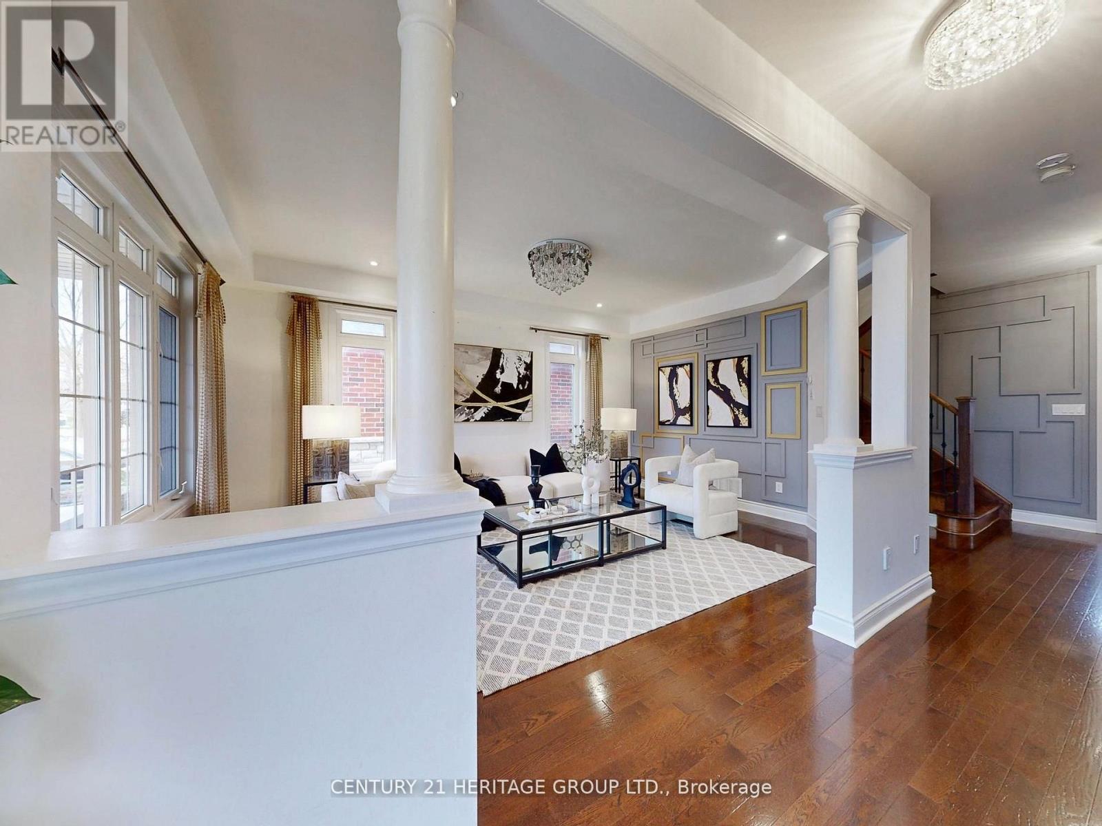 1062 Blackhall Crescent, Newmarket, Ontario  L3X 0B3 - Photo 13 - N12815462