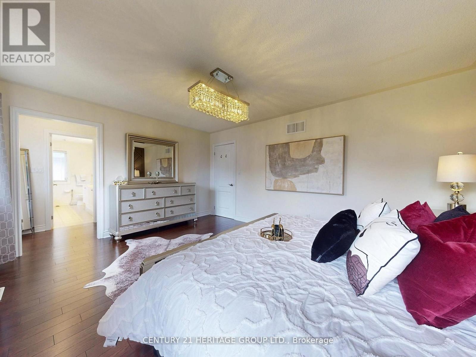 1062 Blackhall Crescent, Newmarket, Ontario  L3X 0B3 - Photo 26 - N12815462