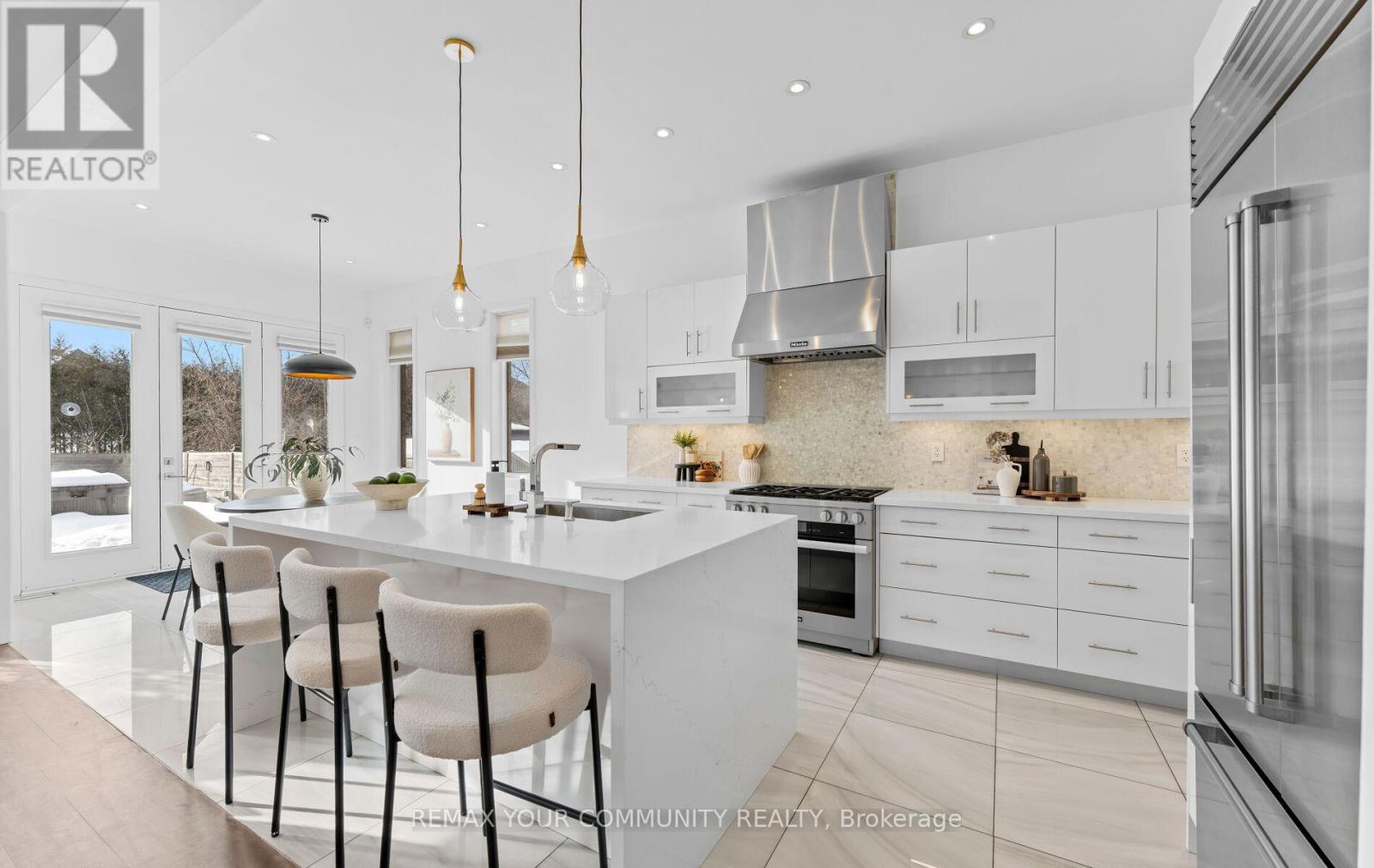 10 Kent Matthew Street, Richmond Hill (Oak Ridges), Ontario  L4E 1C9 - Photo 11 - N12815586