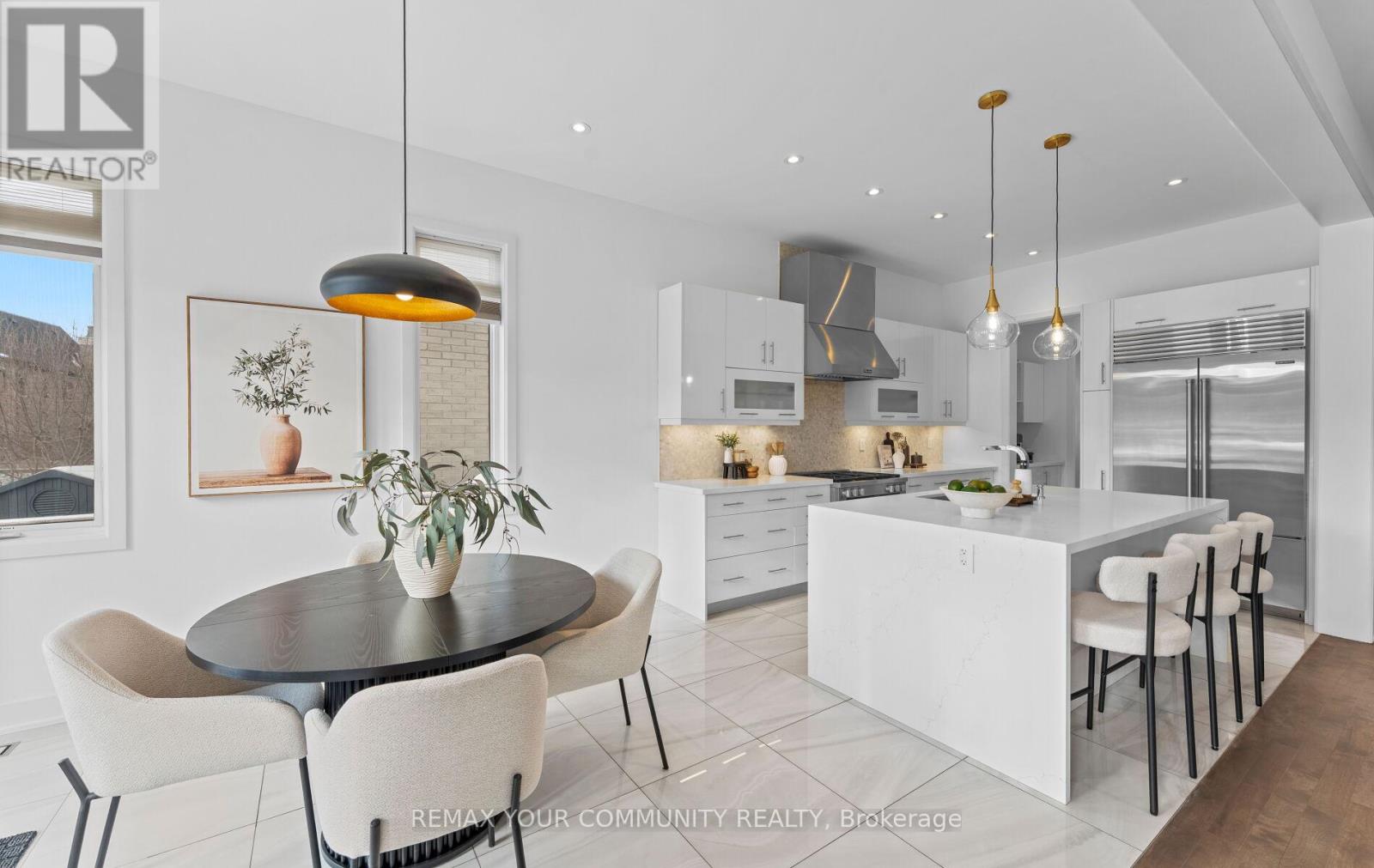 10 Kent Matthew Street, Richmond Hill (Oak Ridges), Ontario  L4E 1C9 - Photo 13 - N12815586