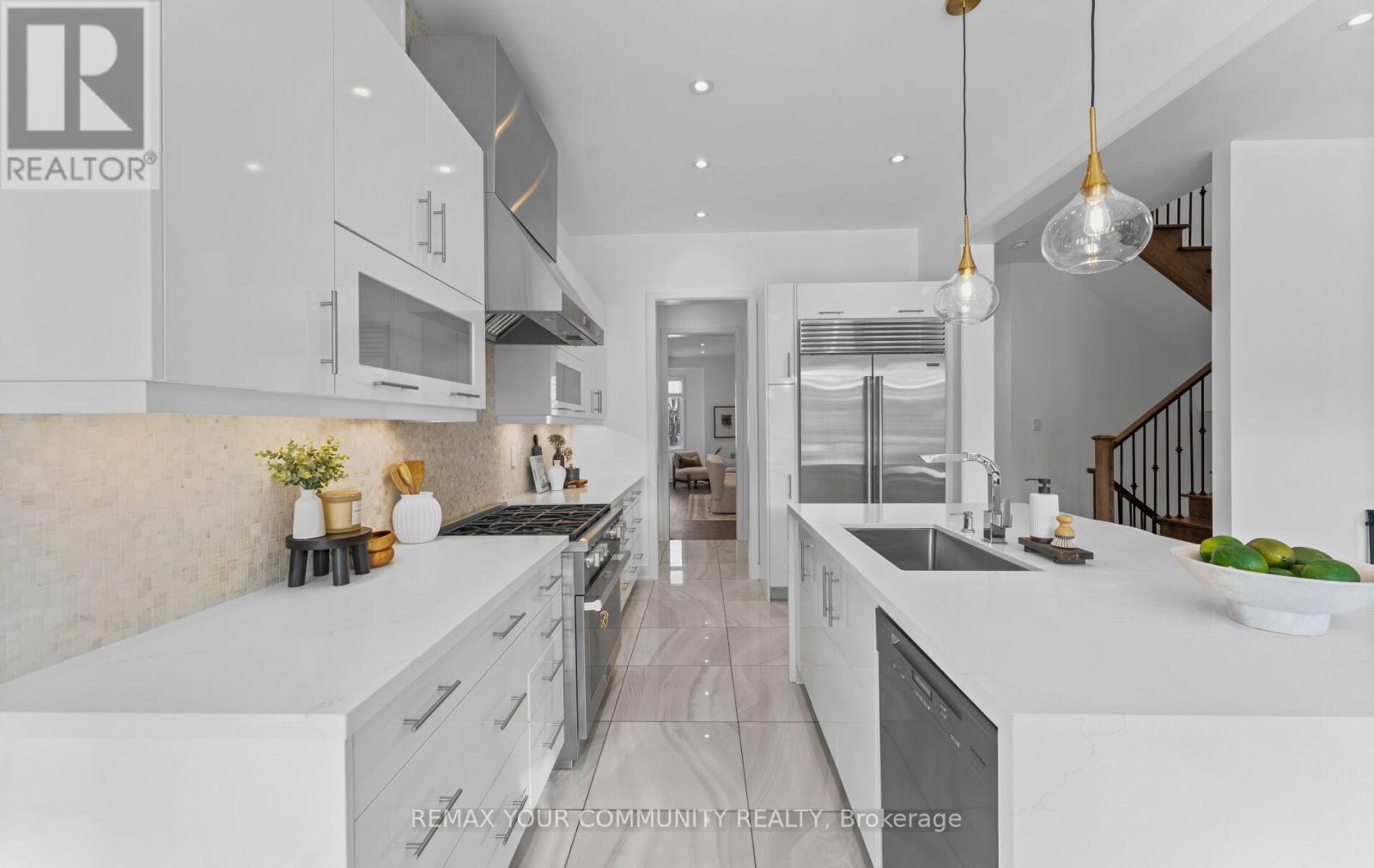 10 Kent Matthew Street, Richmond Hill (Oak Ridges), Ontario  L4E 1C9 - Photo 14 - N12815586