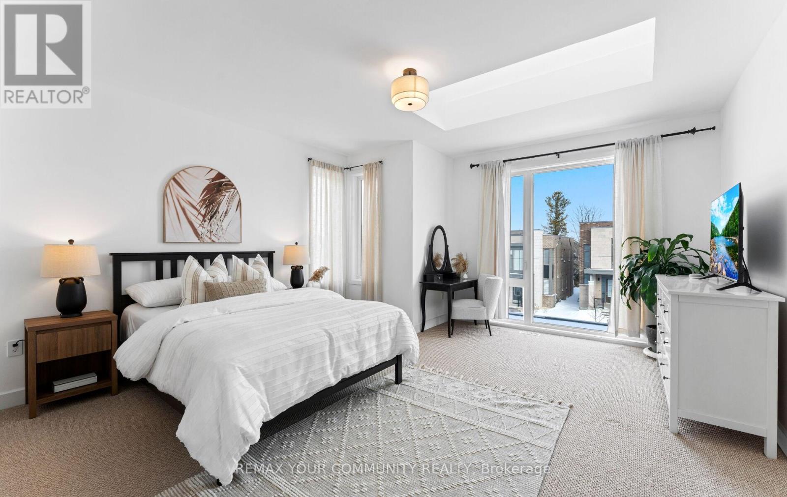 10 Kent Matthew Street, Richmond Hill (Oak Ridges), Ontario  L4E 1C9 - Photo 30 - N12815586