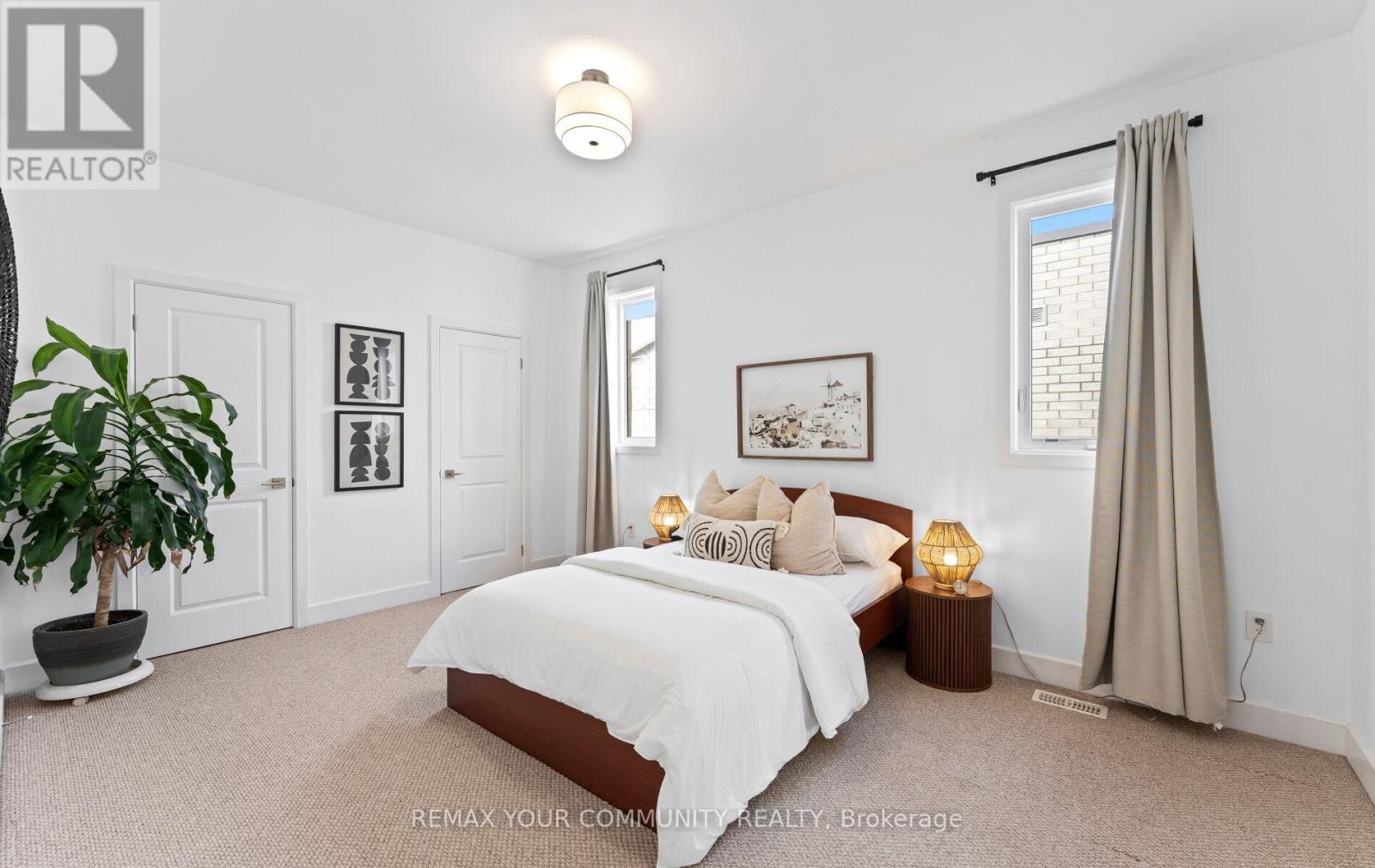 10 Kent Matthew Street, Richmond Hill (Oak Ridges), Ontario  L4E 1C9 - Photo 33 - N12815586