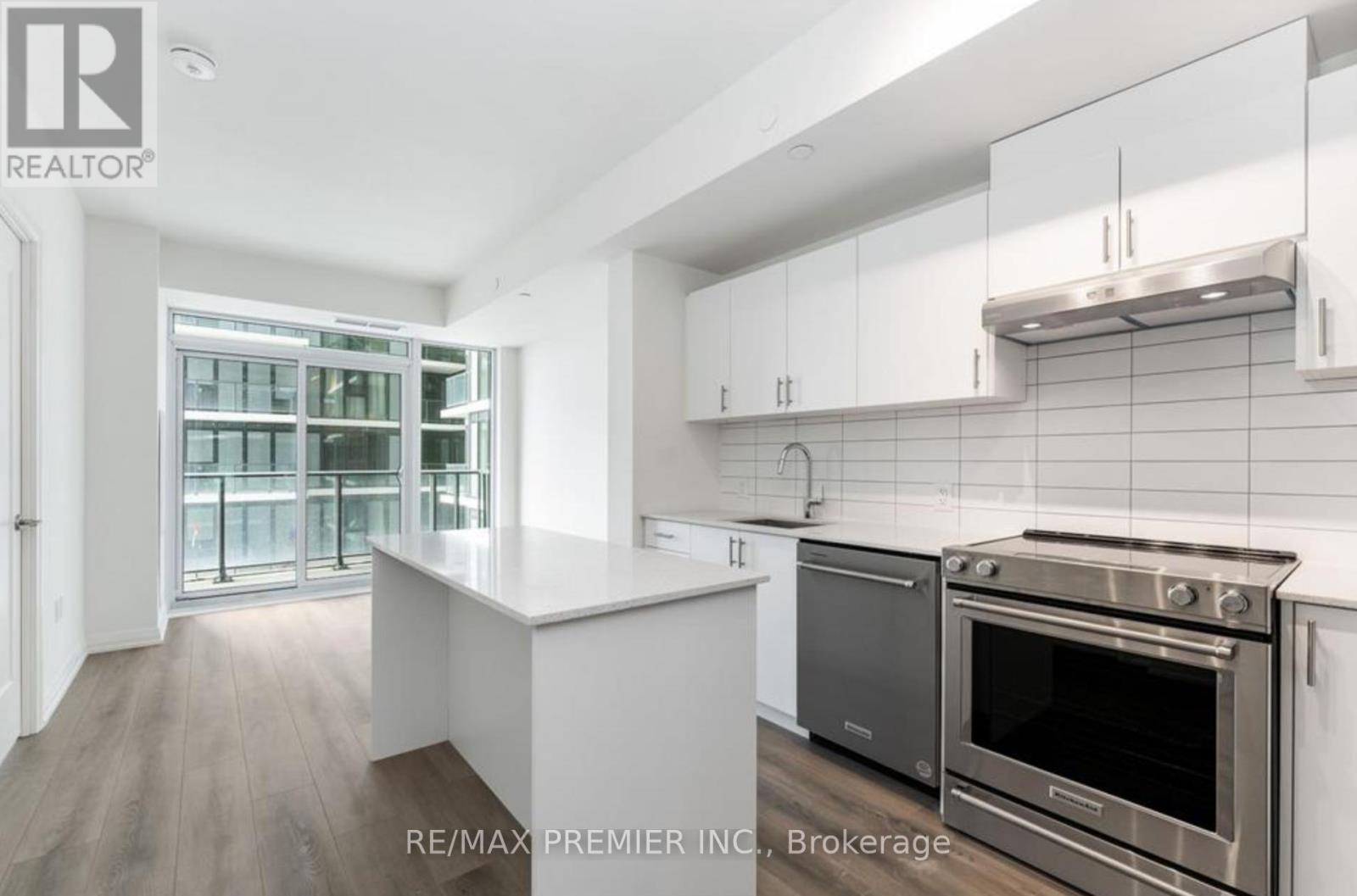 308 - 9000 Jane Street, Vaughan (Vellore Village), Ontario  L4K 0M6 - Photo 4 - N12815606