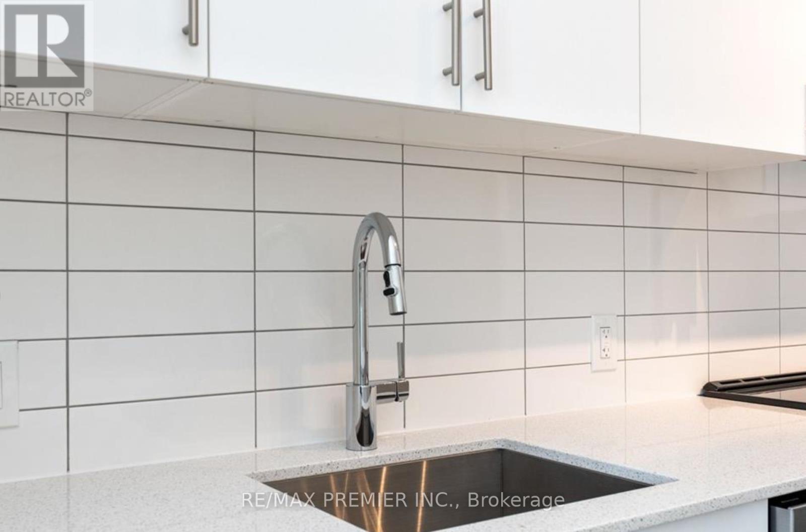 308 - 9000 Jane Street, Vaughan (Vellore Village), Ontario  L4K 0M6 - Photo 7 - N12815606