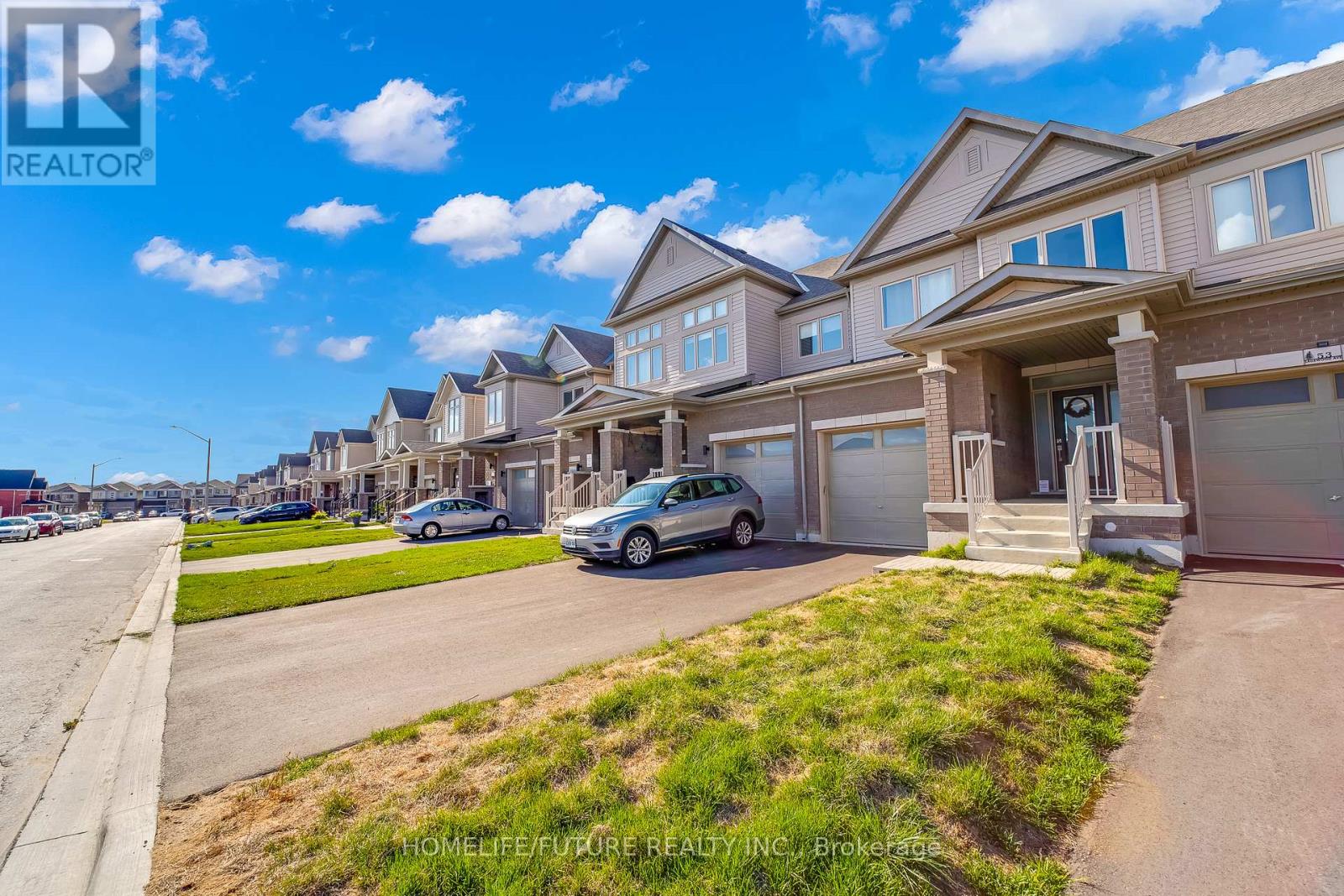 51 Sagewood Avenue, Barrie, Ontario  L9S 2Z4 - Photo 3 - S12815408