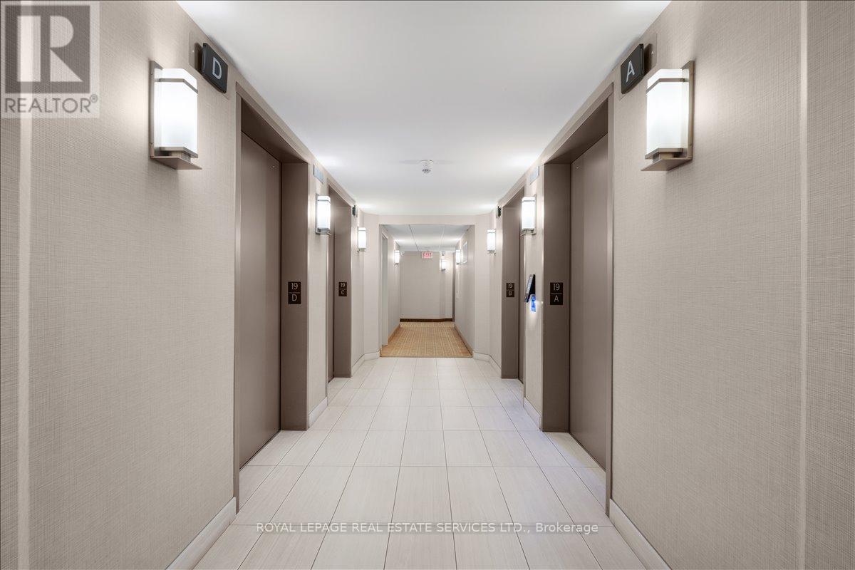 1909 - 8 Hillcrest Avenue, Toronto, Ontario  M2N 6Y6 - Photo 8 - C12805358