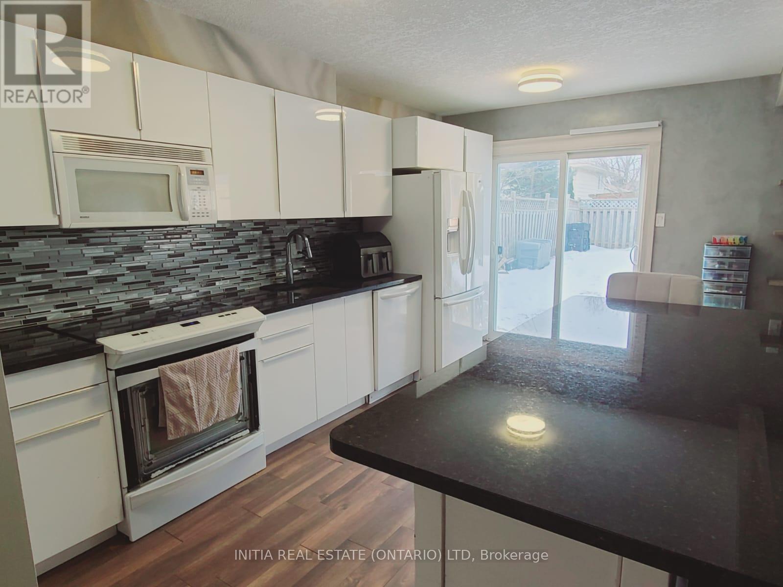 1622 Jalna Boulevard, London South, Ontario  N6E 3L1 - Photo 4 - X12796088