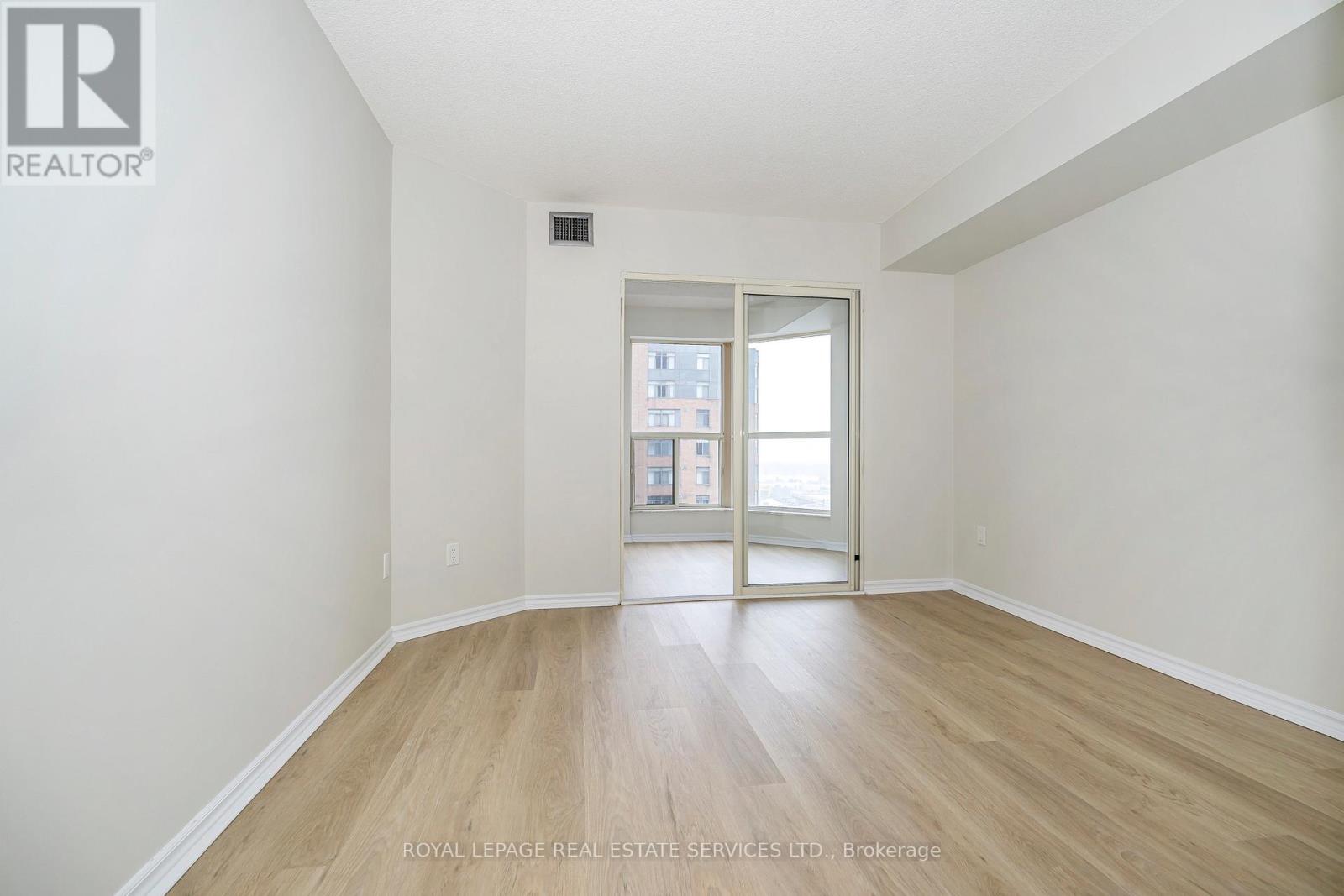 1201e - 325 Webb Drive, Mississauga, Ontario  L5B 3Z9 - Photo 20 - W12815410