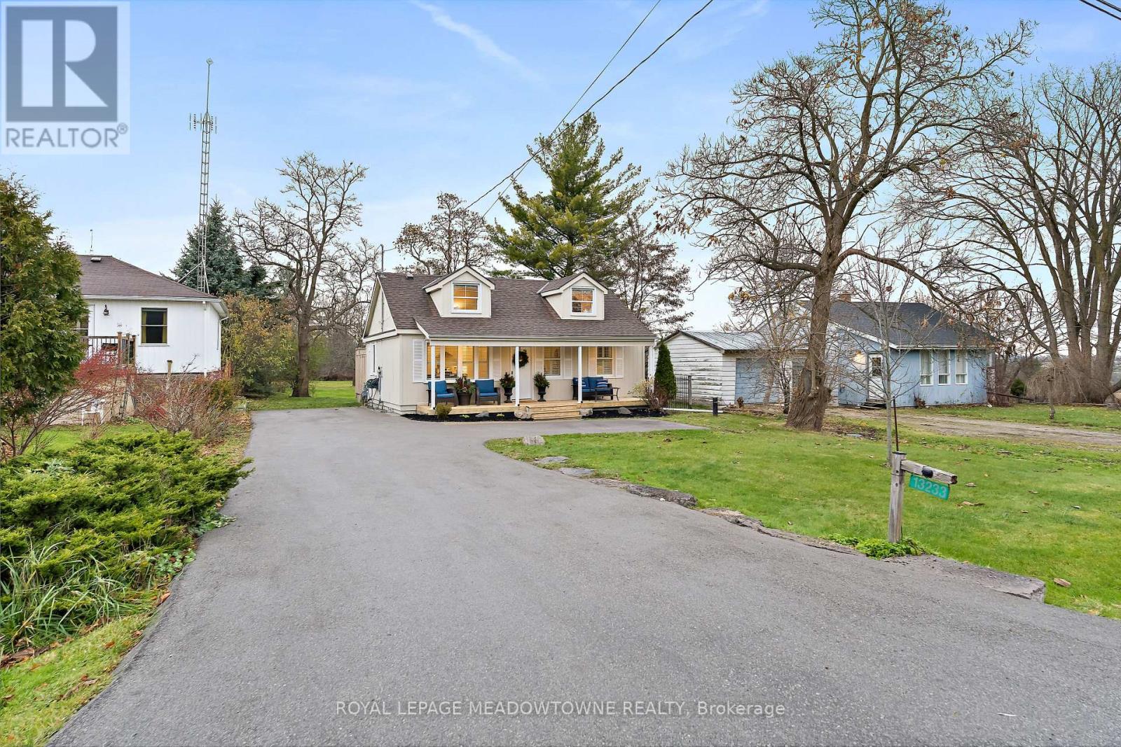 13233 22 Side Road, Halton Hills (Rural Halton Hills), Ontario  L7G 4S4 - Photo 2 - W12815426