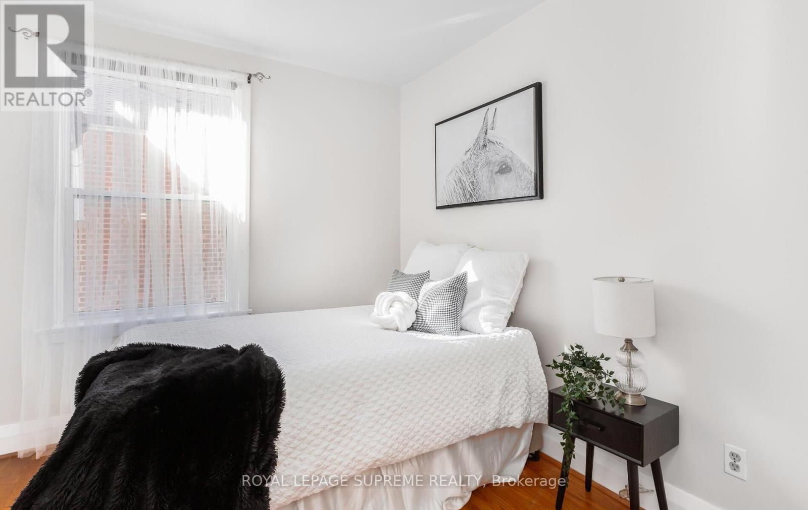 14 East Drive, Toronto, Ontario  M6N 2N7 - Photo 18 - W12815440