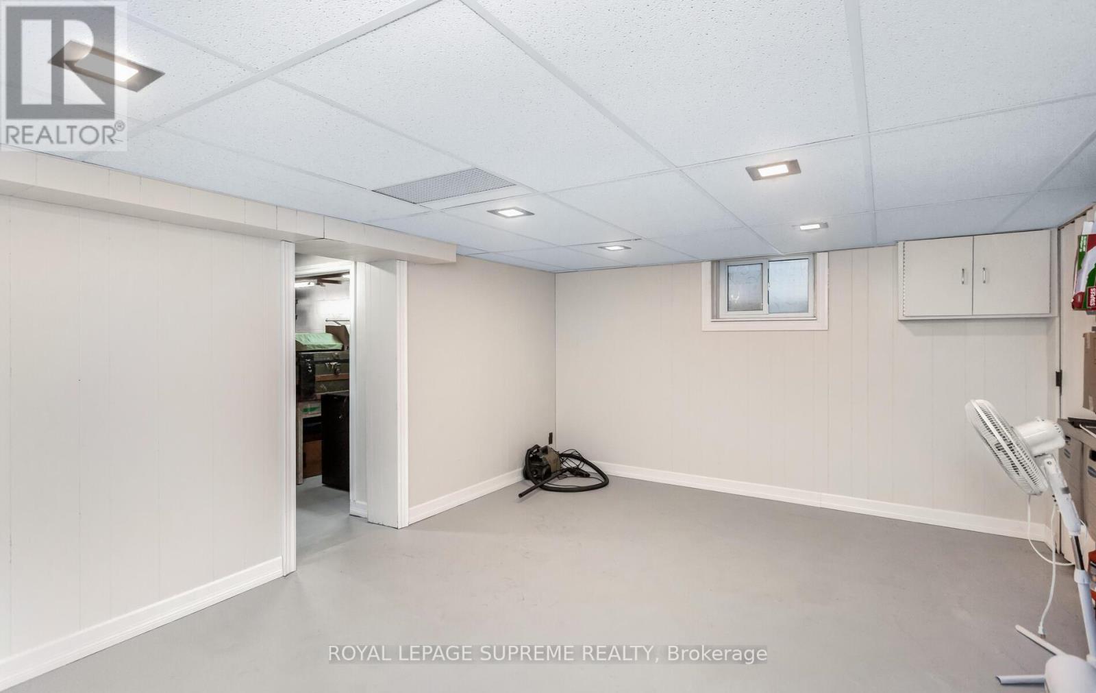 14 East Drive, Toronto, Ontario  M6N 2N7 - Photo 31 - W12815440