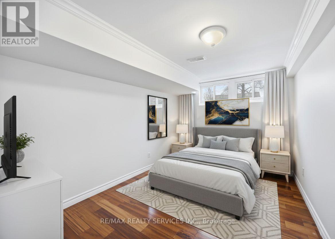 21 Radwinter Drive, Toronto (Thistletown-Beaumonde Heights), Ontario  M9V 1P7 - Photo 33 - W12815450