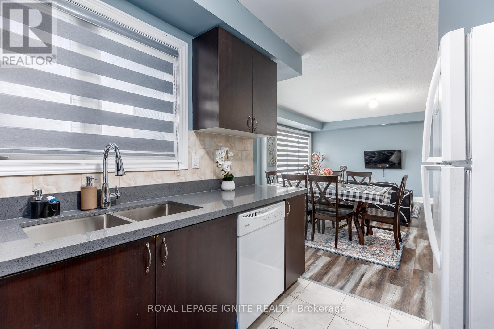 156 - 200 Veterans Drive, Brampton, Ontario  L7A 4S6 - Photo 8 - W12815456