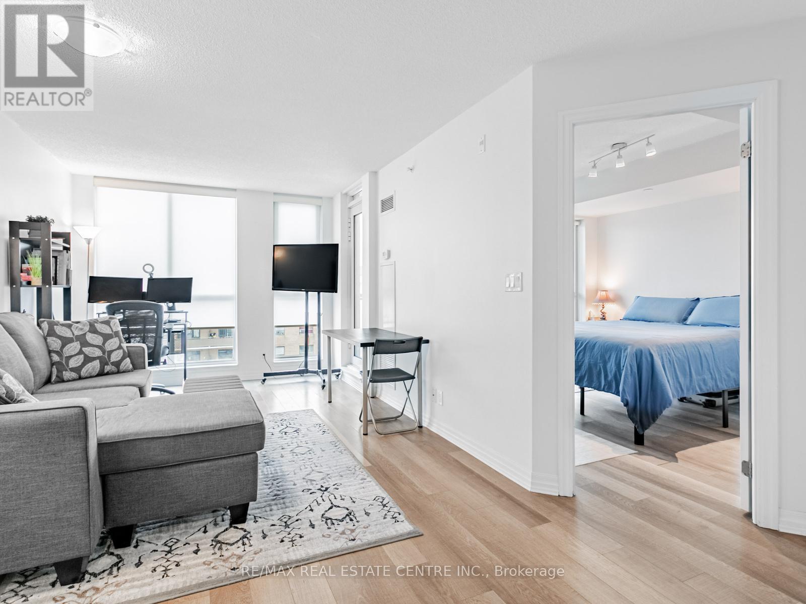 80 Esther Lorrie Drive, Toronto (West Humber-Clairville), Ontario  M9W 4V1 - Photo 17 - W12815478