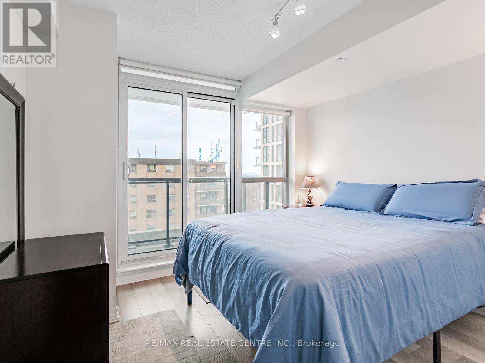 80 Esther Lorrie Drive, Toronto (West Humber-Clairville), Ontario  M9W 4V1 - Photo 18 - W12815478