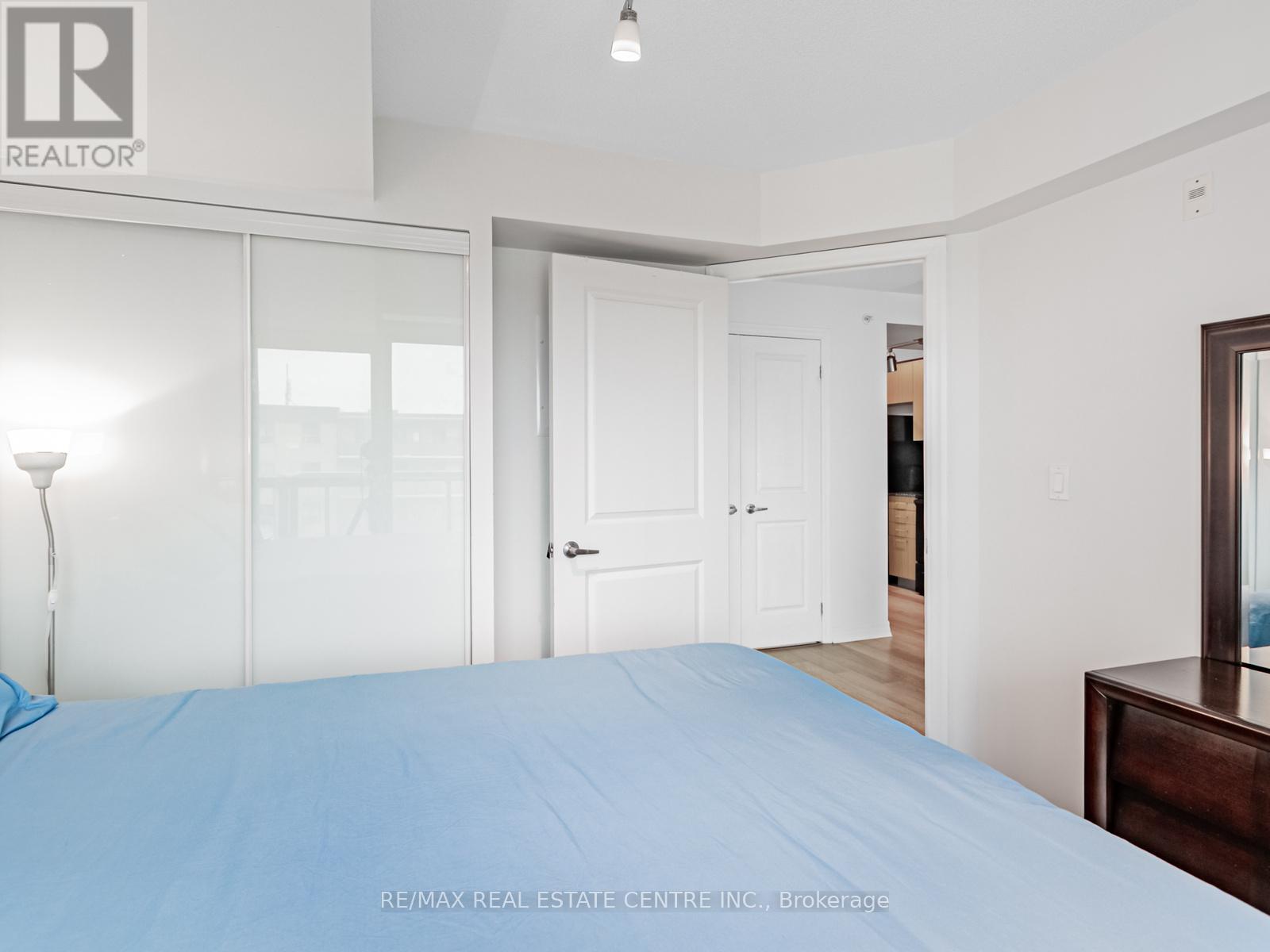 80 Esther Lorrie Drive, Toronto (West Humber-Clairville), Ontario  M9W 4V1 - Photo 20 - W12815478