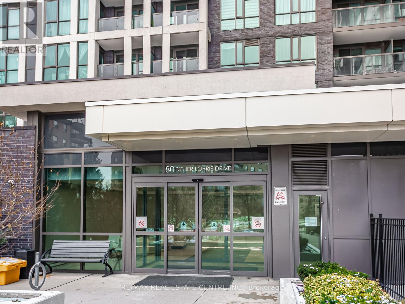 80 Esther Lorrie Drive, Toronto (West Humber-Clairville), Ontario  M9W 4V1 - Photo 4 - W12815478