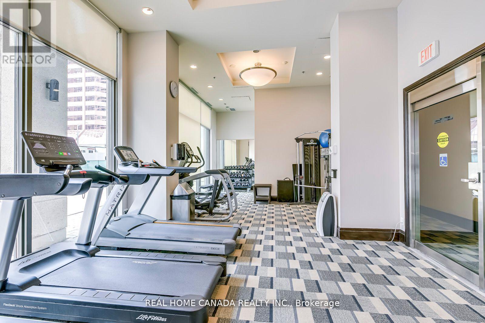 901 - 208 Enfield Place, Mississauga, Ontario  L5B 0B8 - Photo 13 - W12815500