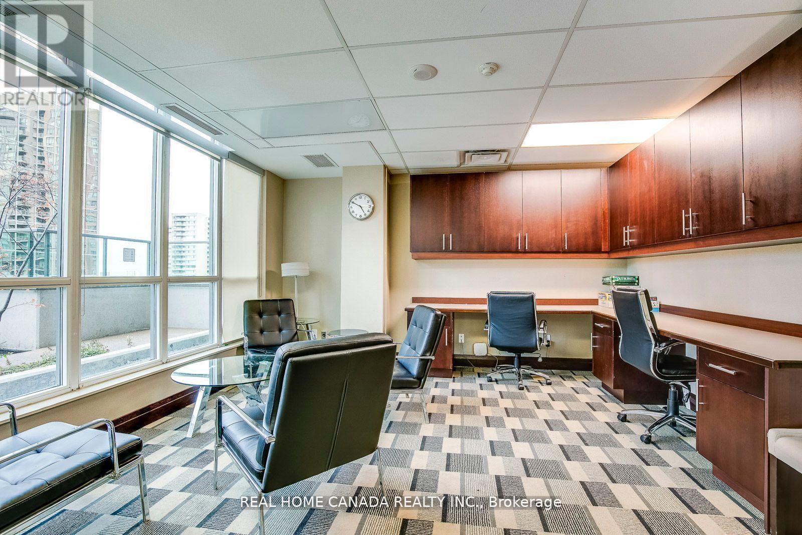 901 - 208 Enfield Place, Mississauga, Ontario  L5B 0B8 - Photo 15 - W12815500