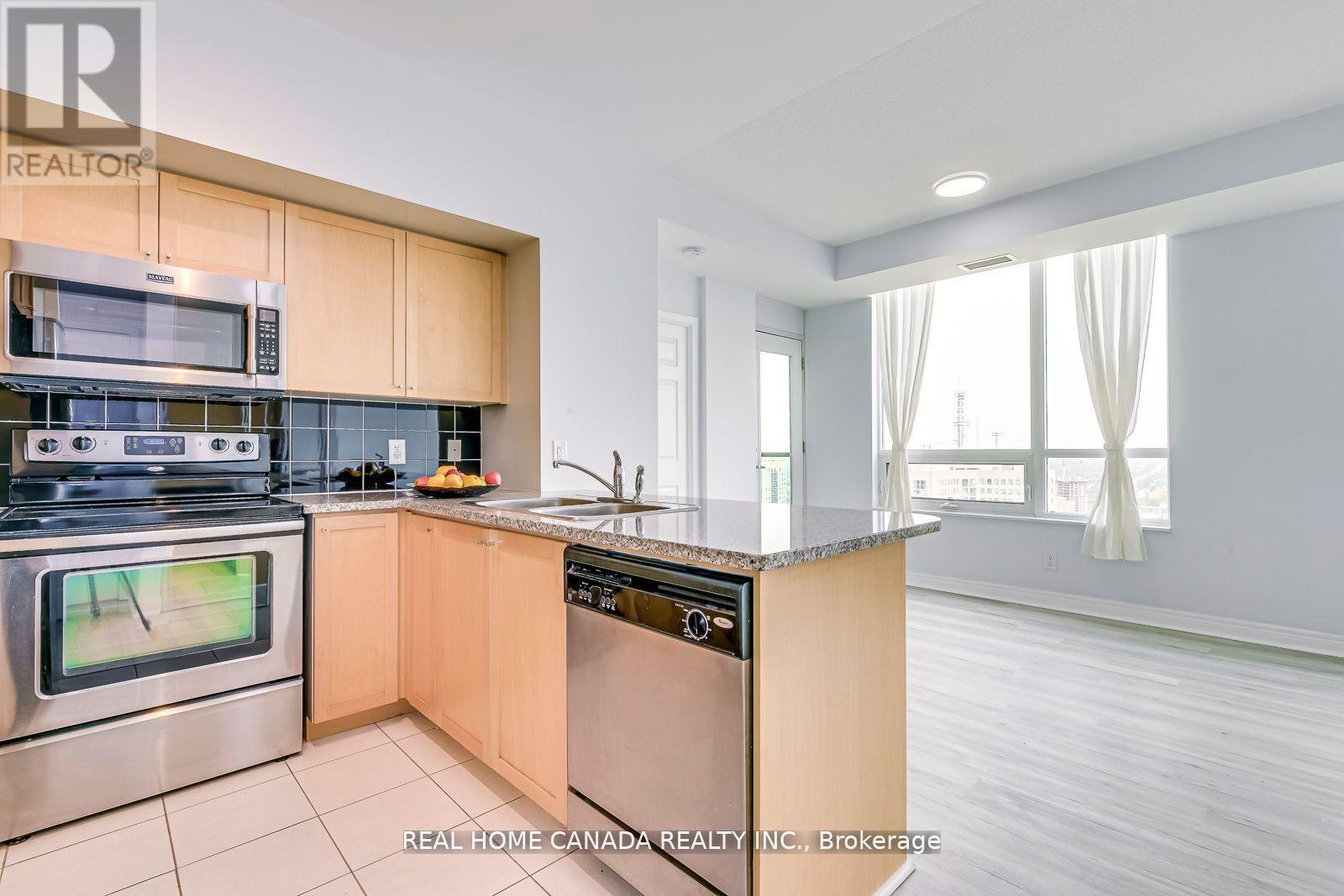 901 - 208 Enfield Place, Mississauga, Ontario  L5B 0B8 - Photo 6 - W12815500