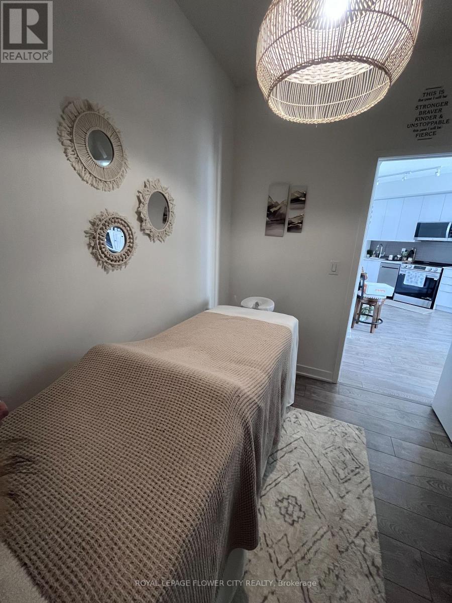 901-225 Malta Avenue, Brampton (Fletcher's Creek South), Ontario  L6Y 6L6 - Photo 5 - W12815516