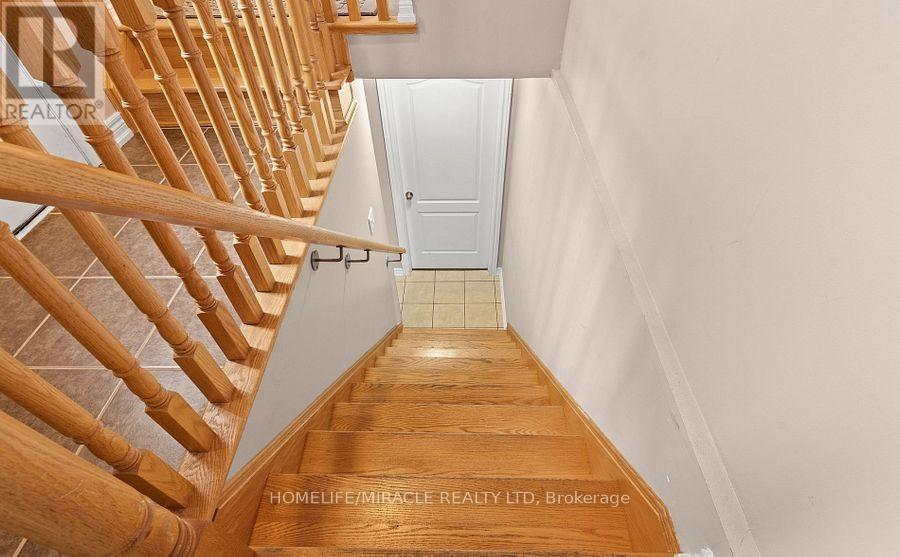 11 Thornapple Street, Brampton, Ontario  L6R 3X2 - Photo 18 - W12815542