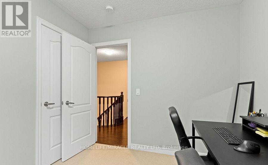 11 Thornapple Street, Brampton, Ontario  L6R 3X2 - Photo 30 - W12815542