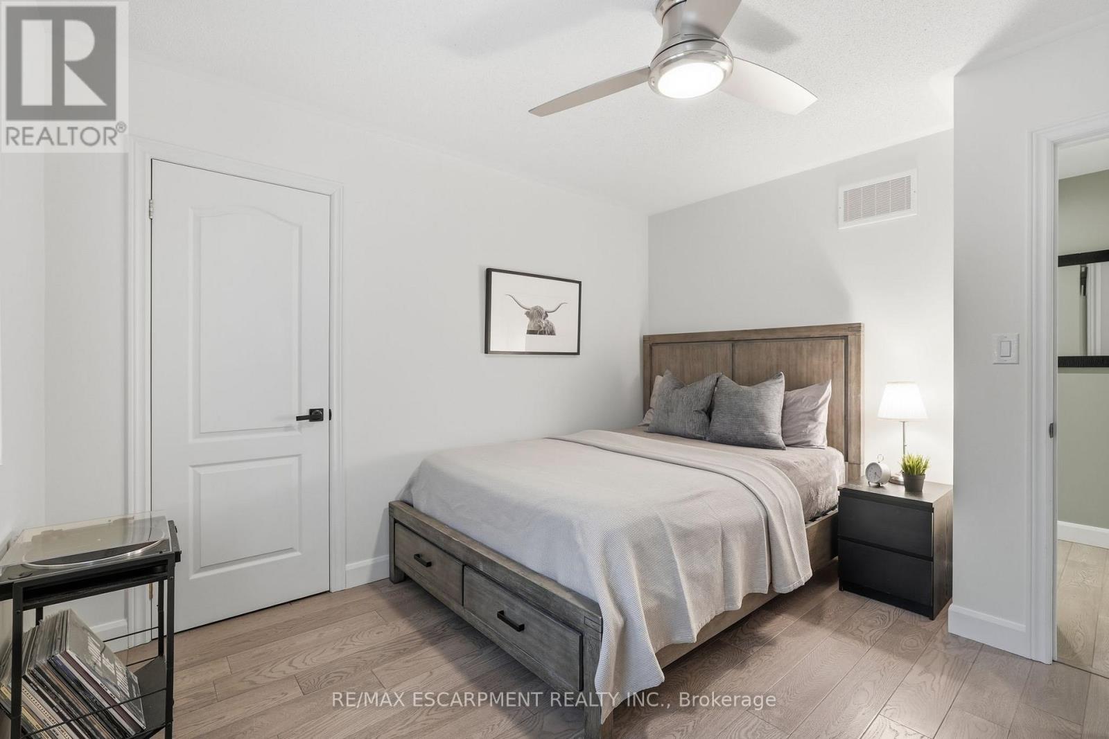 4268 Ryan Lane, Burlington (Alton), Ontario  L7M 0M3 - Photo 40 - W12815574