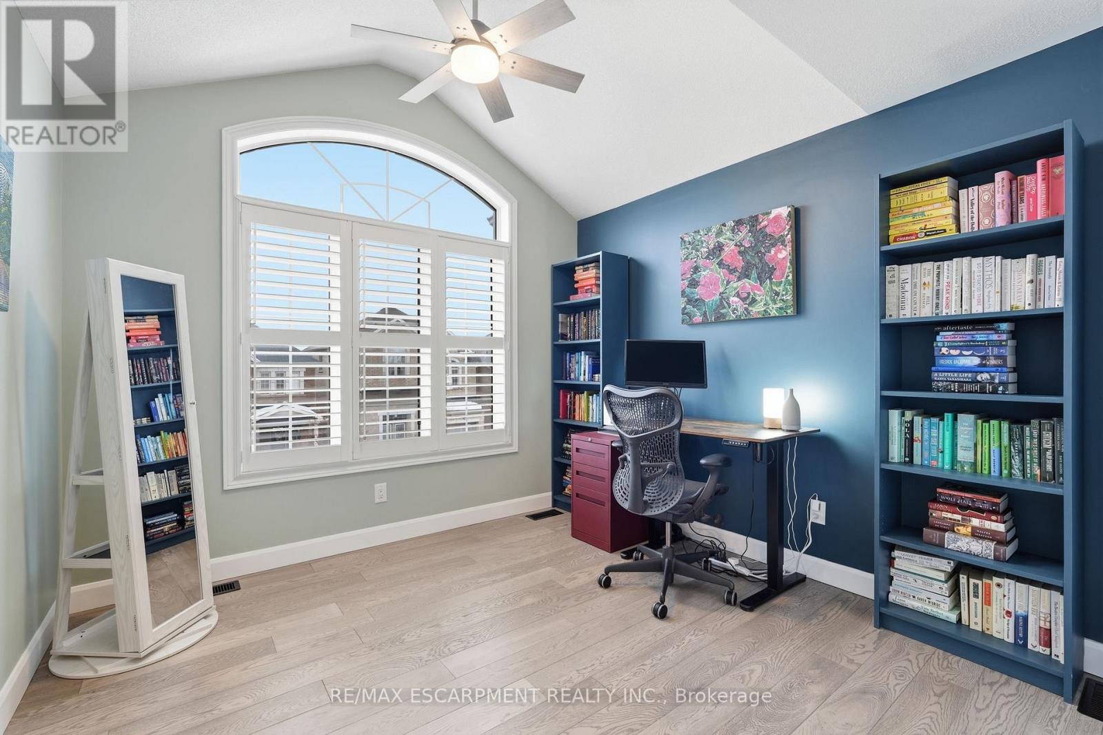 4268 Ryan Lane, Burlington (Alton), Ontario  L7M 0M3 - Photo 42 - W12815574