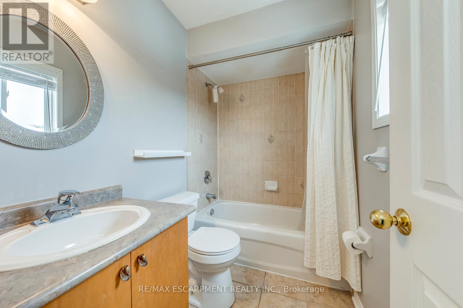 381 Kittridge Road, Oakville (Wc Wedgewood Creek), Ontario  L6H 7K6 - Photo 21 - W12815590