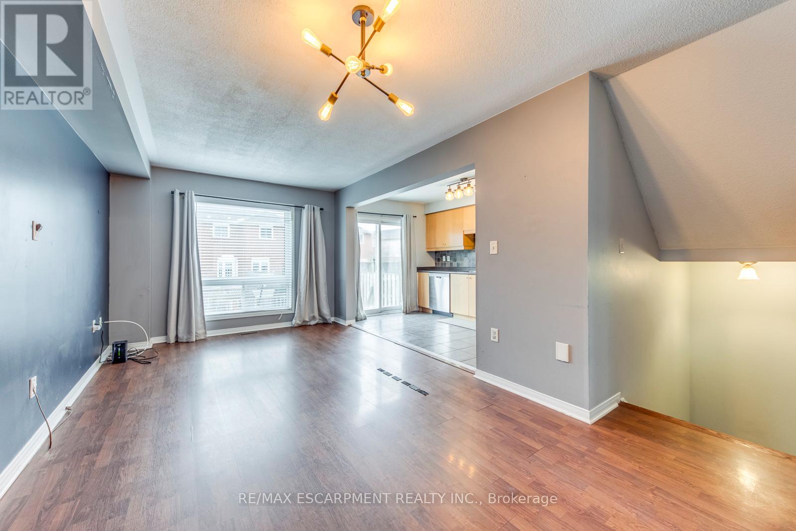 381 Kittridge Road, Oakville (Wc Wedgewood Creek), Ontario  L6H 7K6 - Photo 6 - W12815590