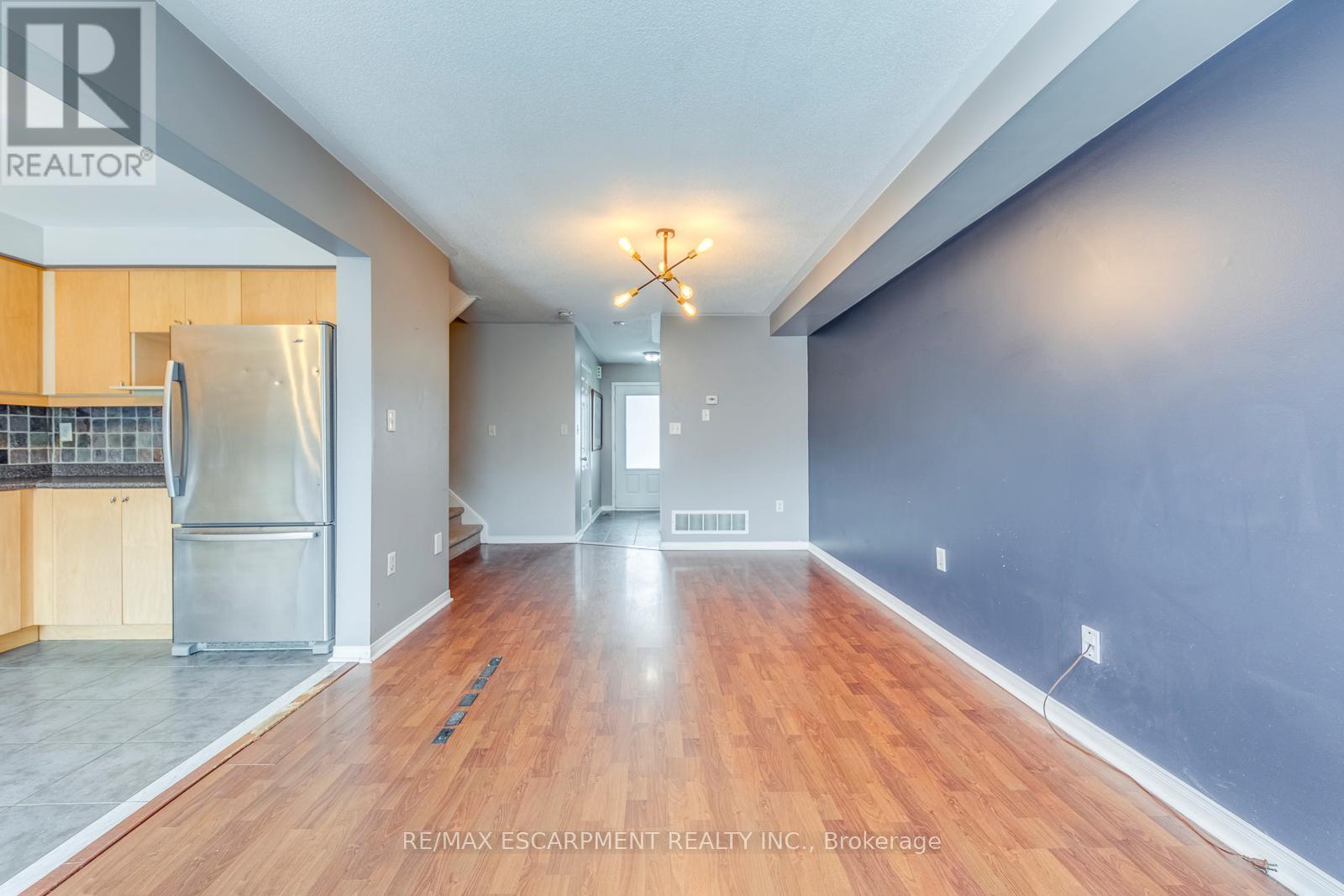 381 Kittridge Road, Oakville (Wc Wedgewood Creek), Ontario  L6H 7K6 - Photo 8 - W12815590