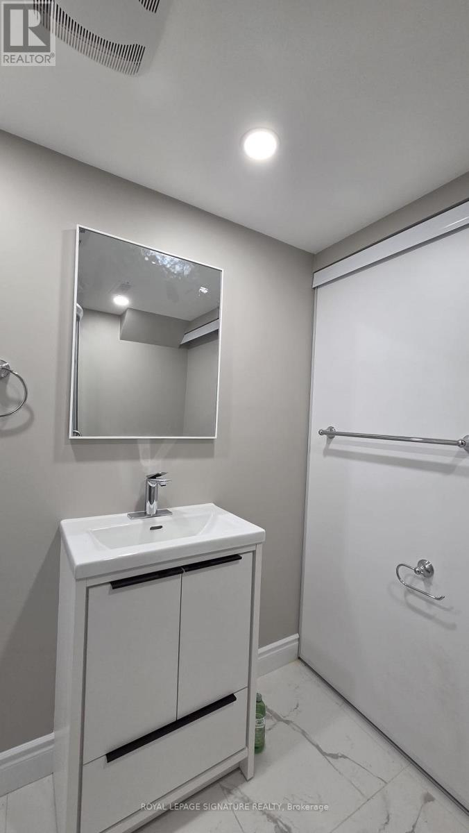 Lower Level B - 96 Highgate Drive, Hamilton, Ontario  L8J 0C2 - Photo 26 - X12815310