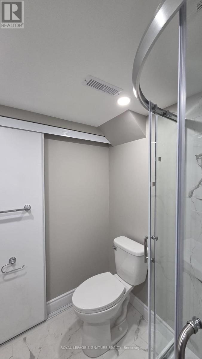 Lower Level B - 96 Highgate Drive, Hamilton, Ontario  L8J 0C2 - Photo 18 - X12815310